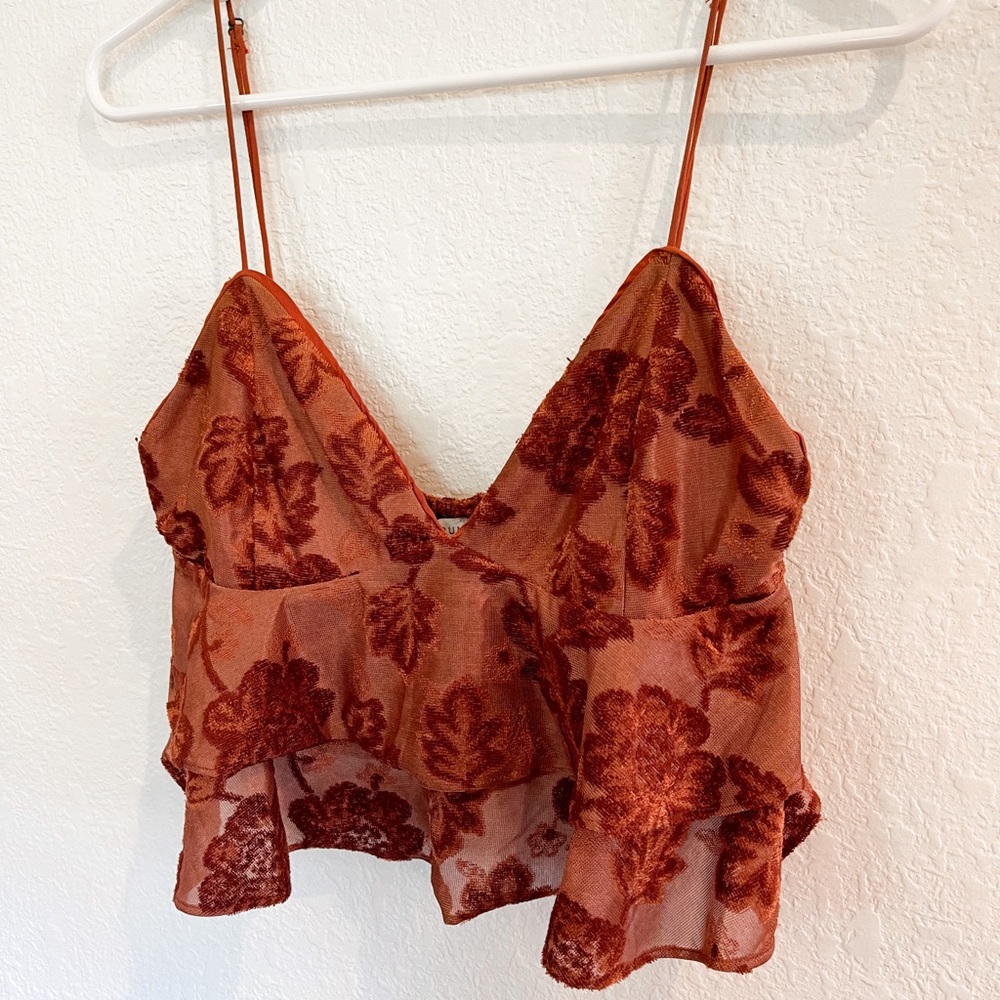 Dress Forum Los Angeles Boutique Tank (Size Medium)